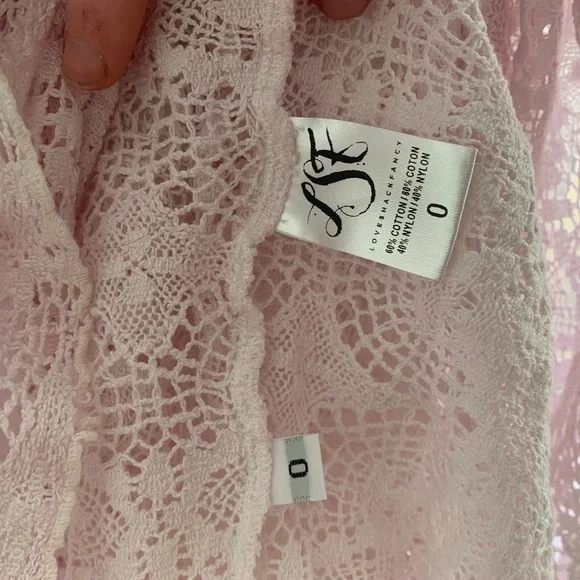 LoveShackFancy
Beach Shack Lace Maxi Dress Halter Neck Backless Ombre Lace - Picture 11 of 14